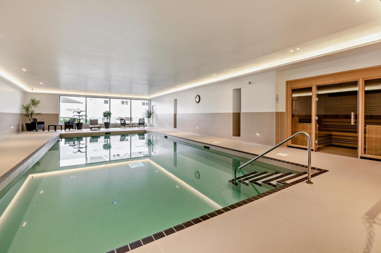 5 Putsborough - Luxury Apartment At Byron Woolacombe, Only 4 Minute Walk To Woolacombe Beach! Екстериор снимка